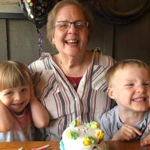 Meet your Posher, Debbie